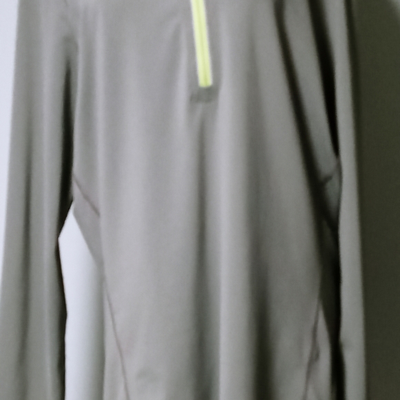 Patagonia runing long sleeve shirt - Picture 3 of 8